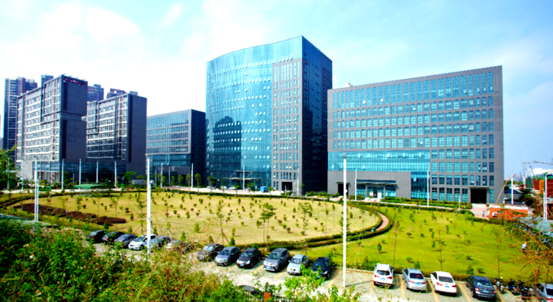 2025年日用商品批发市场渠道格局变化与商贸公司应对策略